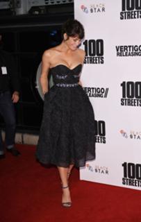 Gemma Arterton feet photo thumbnail