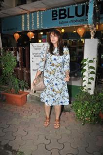 Huma Qureshi feet photo thumbnail
