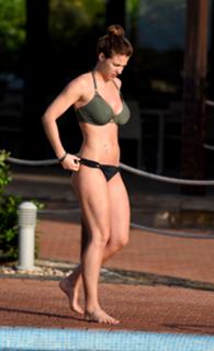 Gemma Atkinson feet photo thumbnail