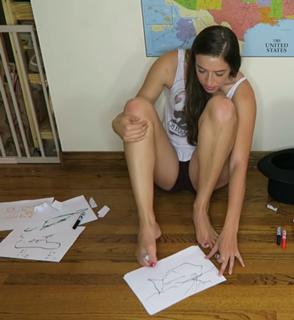 Rachel Ballinger feet photo thumbnail