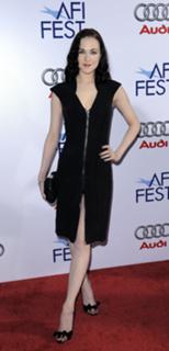 Evan Rachel Wood feet photo thumbnail