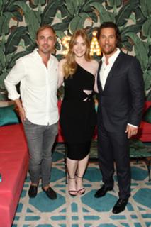 Bryce Dallas Howard feet photo thumbnail