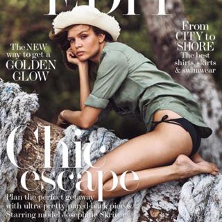 Josephine Skriver feet photo thumbnail