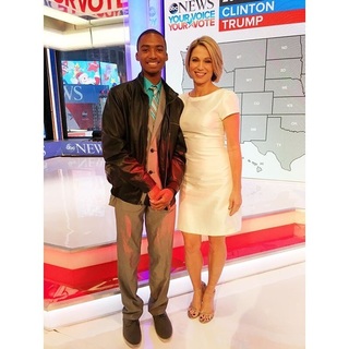 Amy Robach feet photo thumbnail