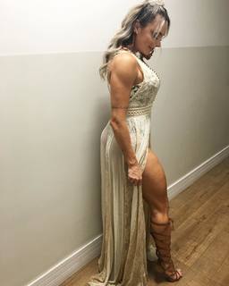 Juliana Salimeni feet photo thumbnail