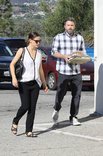Jennifer Garner feet photo thumbnail