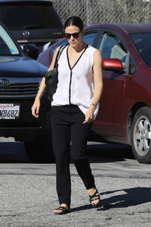 Jennifer Garner feet photo thumbnail