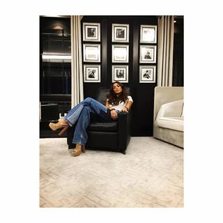 Nicole Scherzinger feet photo thumbnail