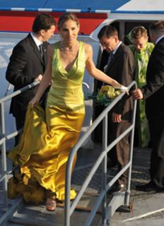 Elsa Pataky feet photo thumbnail