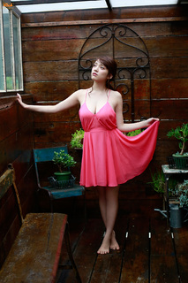 Sayaka Tomaru feet photo thumbnail
