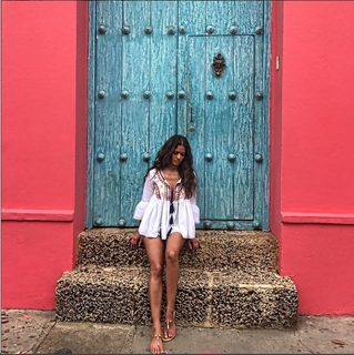 Rocsi Diaz feet photo thumbnail