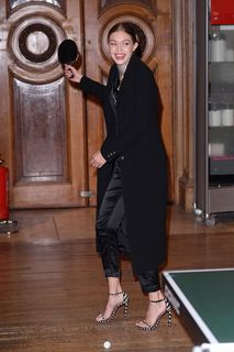 Gigi Hadid feet photo thumbnail