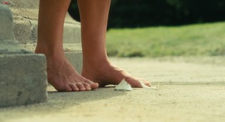 Keira Knightley feet photo thumbnail