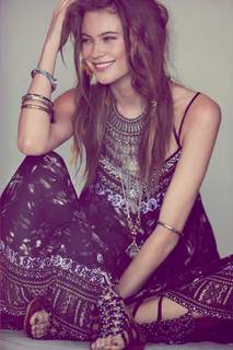 Behati Prinsloo feet photo thumbnail