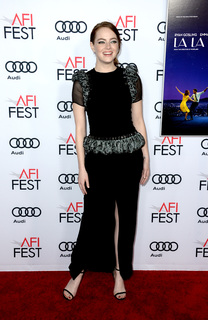 Emma Stone feet photo thumbnail