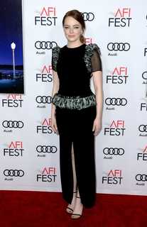 Emma Stone feet photo thumbnail