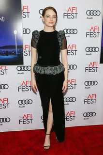 Emma Stone feet photo thumbnail