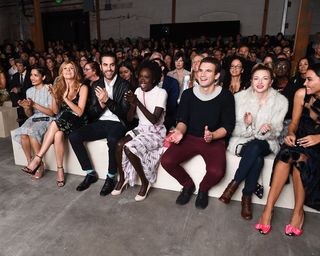 Connie Britton feet photo thumbnail