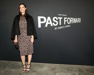 Mandy Moore feet photo thumbnail