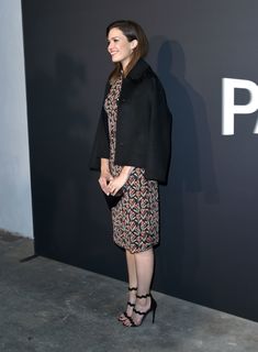Mandy Moore feet photo thumbnail