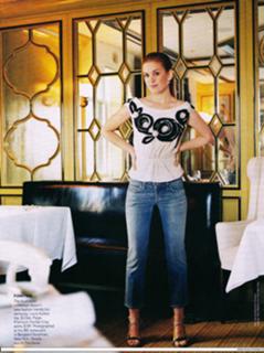 Isla Fisher feet photo thumbnail