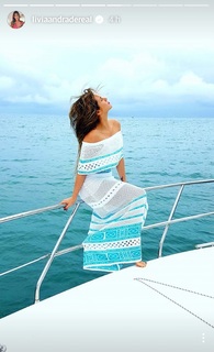 Lívia Andrade feet photo thumbnail