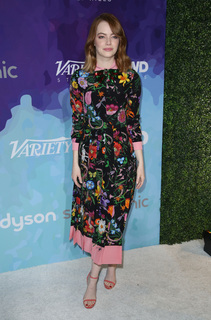 Emma Stone feet photo thumbnail