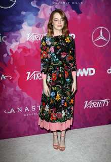 Emma Stone feet photo thumbnail
