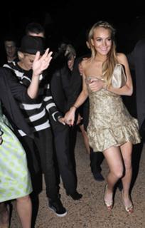 Lindsay Lohan feet photo thumbnail