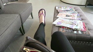Brittani Taylor feet photo thumbnail