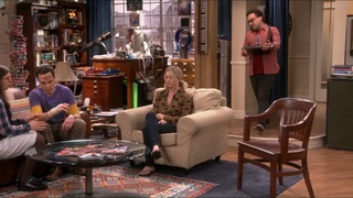 Kaley Cuoco feet photo thumbnail