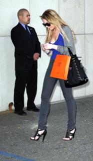 Lindsay Lohan feet photo thumbnail
