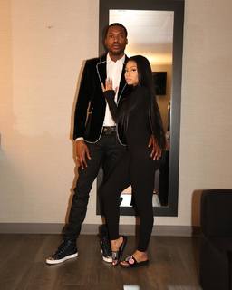 Nicki Minaj feet photo thumbnail