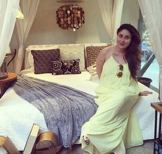 Kareena Kapoor feet photo thumbnail