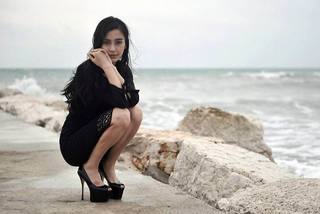 Angelababy feet photo thumbnail