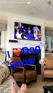 Reese Witherspoon feet photo thumbnail