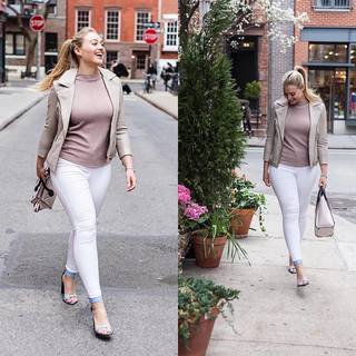 Iskra Lawrence feet photo thumbnail