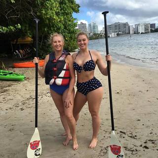 Iskra Lawrence feet photo thumbnail
