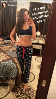 Kira Kosarin feet photo thumbnail