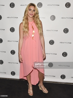 Lele Pons feet photo thumbnail