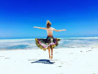Joss Stone feet photo thumbnail