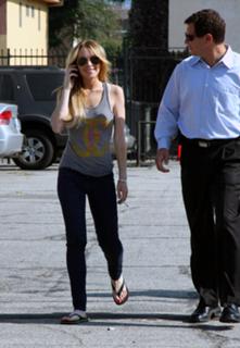 Lindsay Lohan feet photo thumbnail