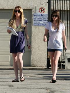 Lindsay Lohan feet photo thumbnail