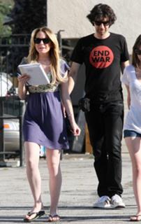 Lindsay Lohan feet photo thumbnail