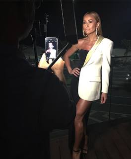 Sabrina Sato feet photo thumbnail