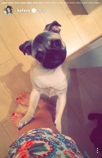 Kéfera Buchmann feet photo thumbnail