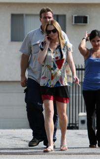 Lindsay Lohan feet photo thumbnail