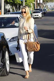 Ali Larter feet photo thumbnail