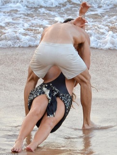Mariah Carey feet photo thumbnail