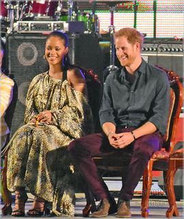 Rihanna feet photo thumbnail